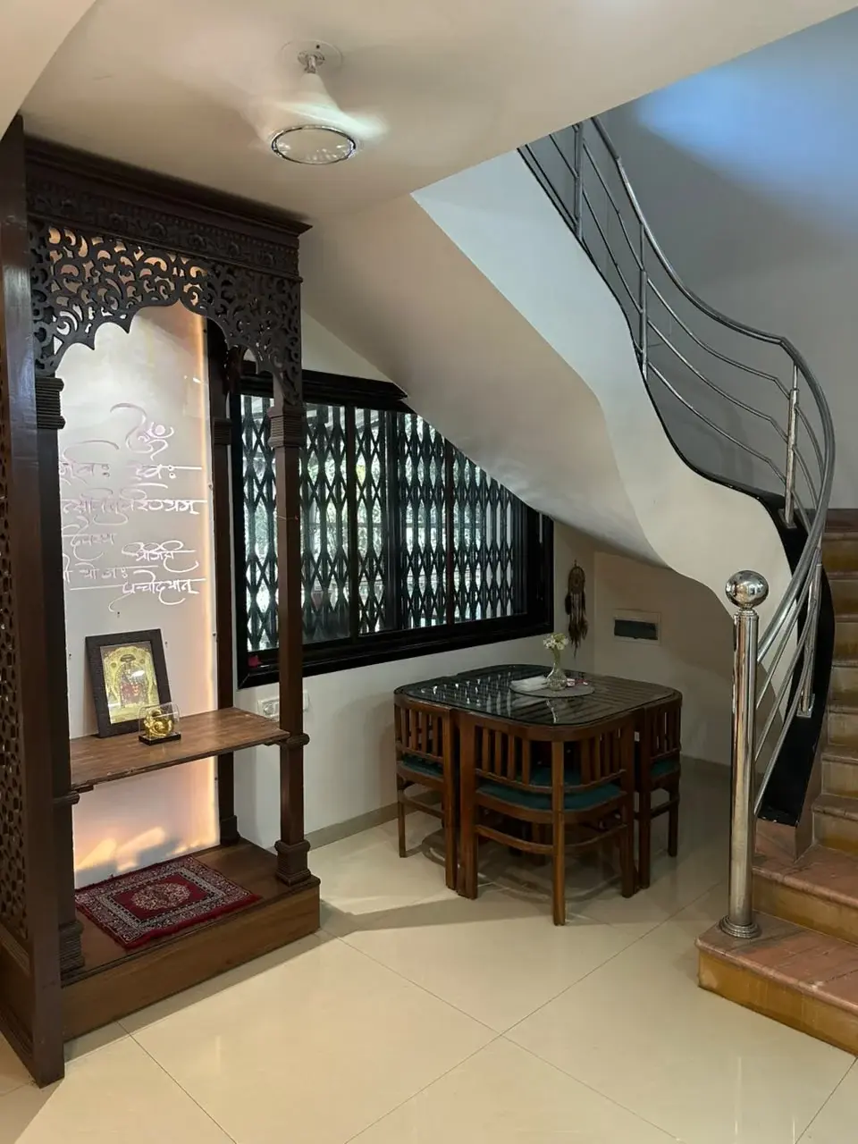 Twin sharing room with large wardrobes, mirror and study desk